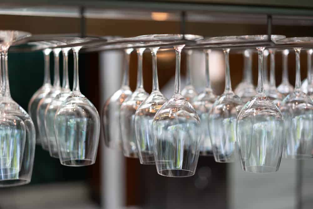 【プロが教える】ワイングラスの種類と正しい選び方